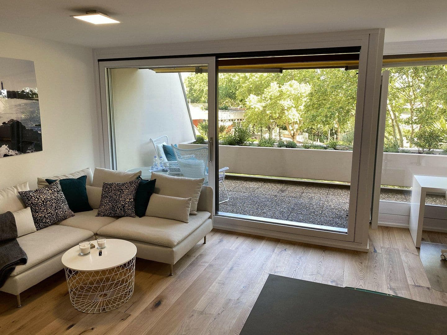 Prenájom bytu 1-izbový 49 m², Neckarpromenade 16, Mannheim, Bádensko-Wurttembersko Prenájom bytu 1-izbový 49 m², Neckarpromenade 16, Mannheim, Bádensko-Wurttembersko