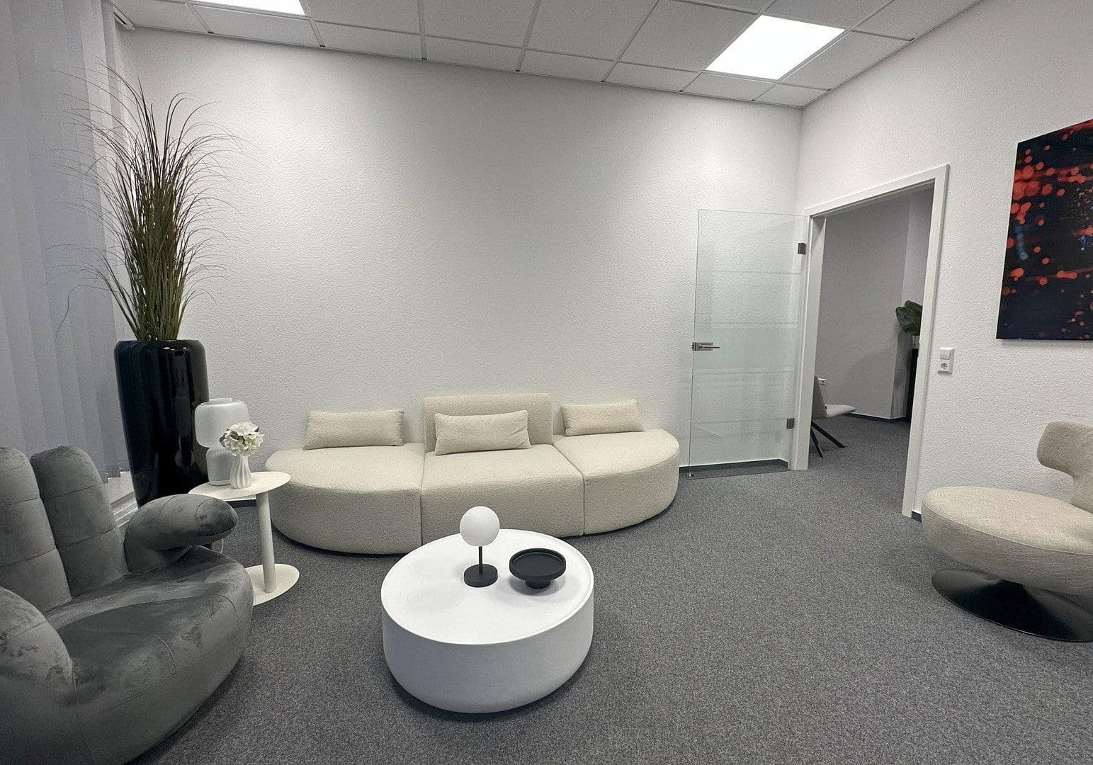 Prenájom kancelárie 10 m², Schützenstr. 7, Göppingen, Bádensko-Wurttembersko Prenájom kancelárie 10 m², Schützenstr. 7, Göppingen, Bádensko-Wurttembersko