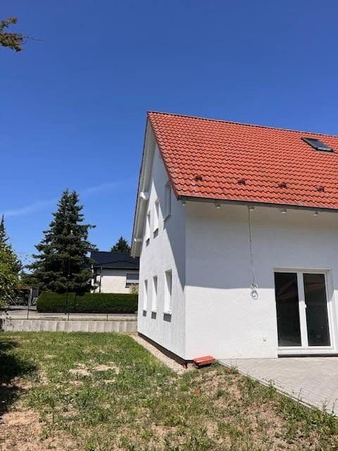 Prenájom domu 110 m², pozemek 420 m², Werbener Strasse 6, Zossen, Brandenbursko Prenájom domu 110 m², pozemek 420 m², Werbener Strasse 6, Zossen, Brandenbursko