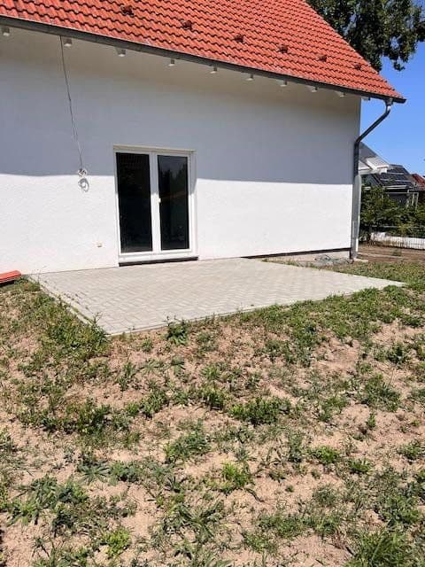 Prenájom domu 110 m², pozemek 420 m², Werbener Strasse 6, Zossen, Brandenbursko Prenájom domu 110 m², pozemek 420 m², Werbener Strasse 6, Zossen, Brandenbursko