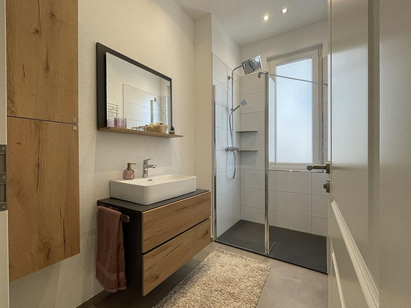 Prenájom bytu 4-izbový 90 m², Schillerstr. 44, Albstadt, Bádensko-Wurttembersko Prenájom bytu 4-izbový 90 m², Schillerstr. 44, Albstadt, Bádensko-Wurttembersko