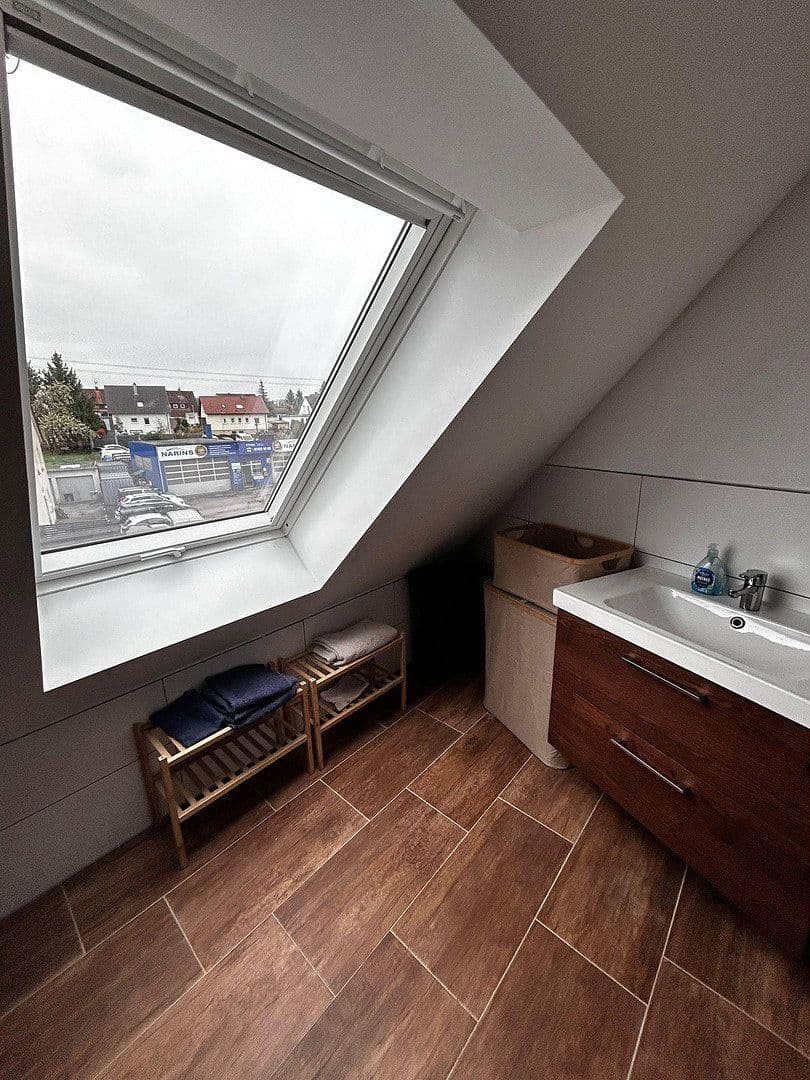 Prenájom bytu 3-izbový 78 m², Reudernerstr. 29, Nürtingen, Bádensko-Wurttembersko Prenájom bytu 3-izbový 78 m², Reudernerstr. 29, Nürtingen, Bádensko-Wurttembersko