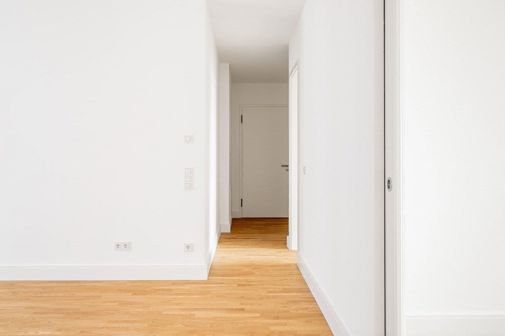 Predaj bytu 3-izbový 72 m², Hohenstaufenstr. 9, Berlin, Berlín Predaj bytu 3-izbový 72 m², Hohenstaufenstr. 9, Berlin, Berlín