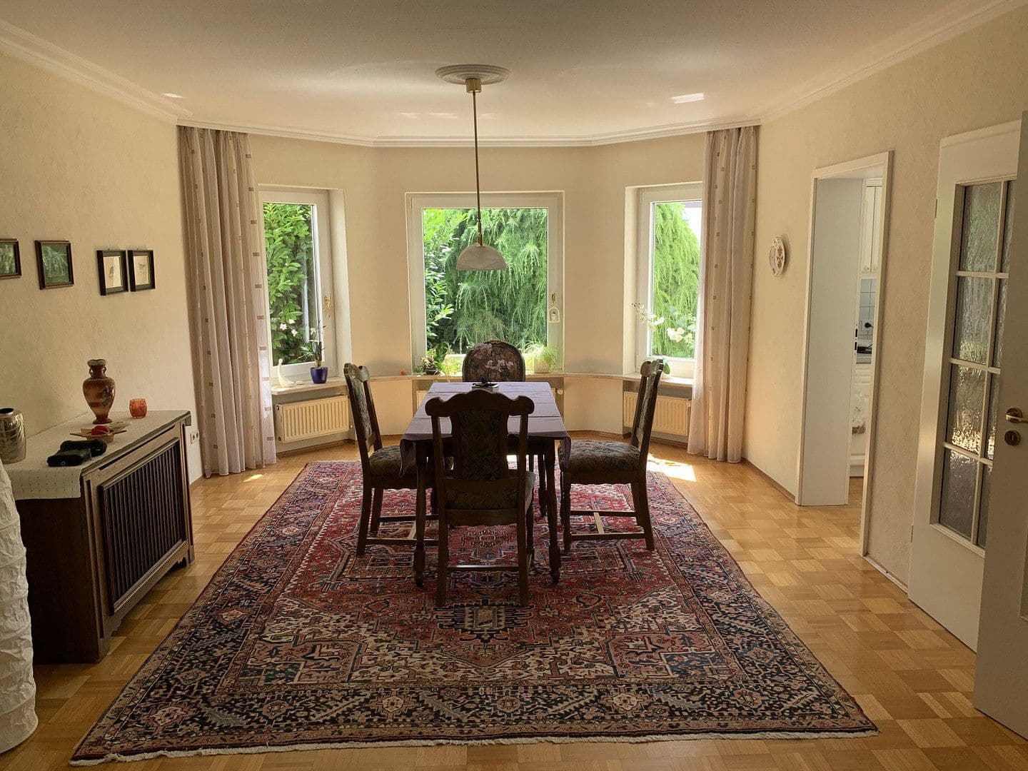 Predaj domu 161 m², pozemek 436 m², Ubstadt-Weiher, Bádensko-Wurttembersko Predaj domu 161 m², pozemek 436 m², Ubstadt-Weiher, Bádensko-Wurttembersko