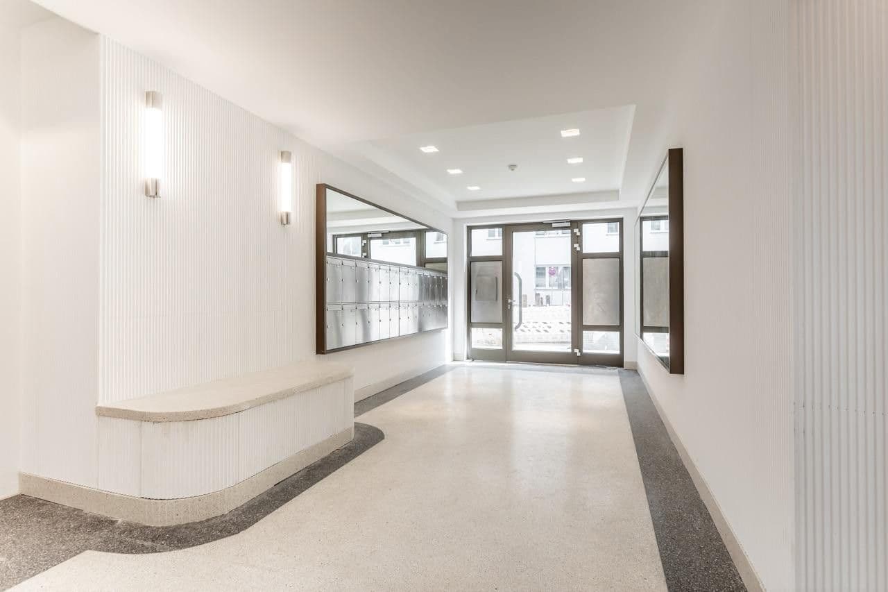 Predaj bytu 4-izbový 108 m², Hohenstaufenstr. 9, Berlin, Berlín Predaj bytu 4-izbový 108 m², Hohenstaufenstr. 9, Berlin, Berlín