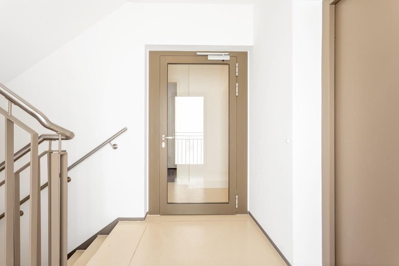 Predaj bytu 4-izbový 108 m², Hohenstaufenstr. 9, Berlin, Berlín Predaj bytu 4-izbový 108 m², Hohenstaufenstr. 9, Berlin, Berlín