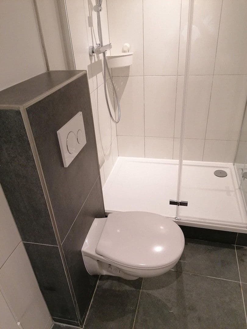 Prenájom bytu 149 m², Schöffenweg, Leverkusen, Severné Porýnie - Westfálsko Prenájom bytu 149 m², Schöffenweg, Leverkusen, Severné Porýnie - Westfálsko