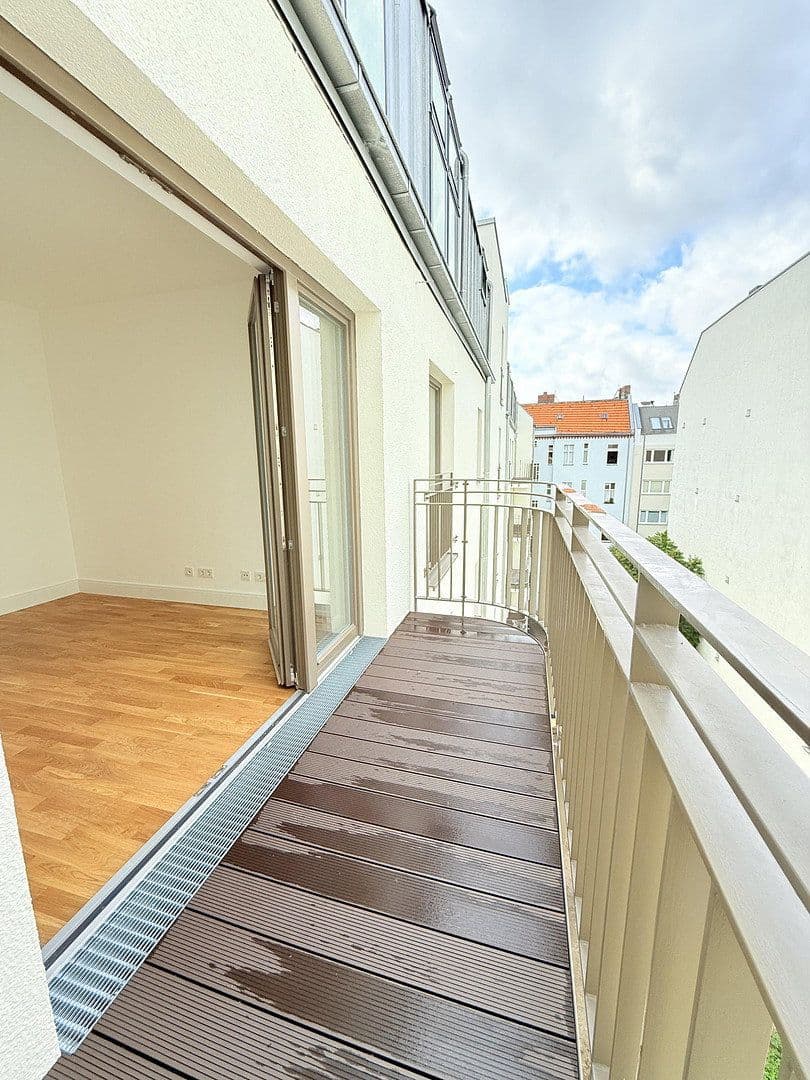 Predaj bytu 3-izbový 72 m², Hohenstaufenstr. 9, Berlin, Berlín Predaj bytu 3-izbový 72 m², Hohenstaufenstr. 9, Berlin, Berlín