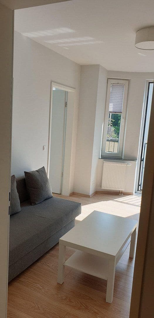 Prenájom bytu 2-izbový 50 m², Frankfurt am Main, Hesensko Prenájom bytu 2-izbový 50 m², Frankfurt am Main, Hesensko