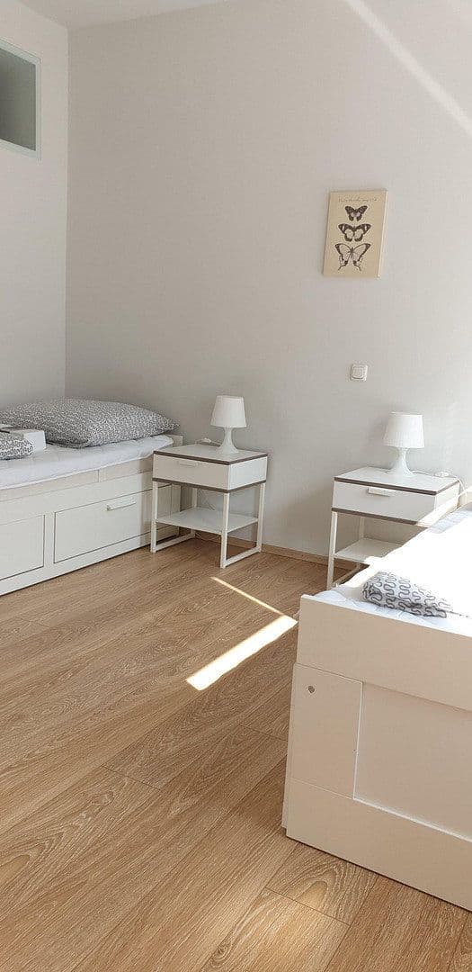 Prenájom bytu 2-izbový 50 m², Frankfurt am Main, Hesensko Prenájom bytu 2-izbový 50 m², Frankfurt am Main, Hesensko