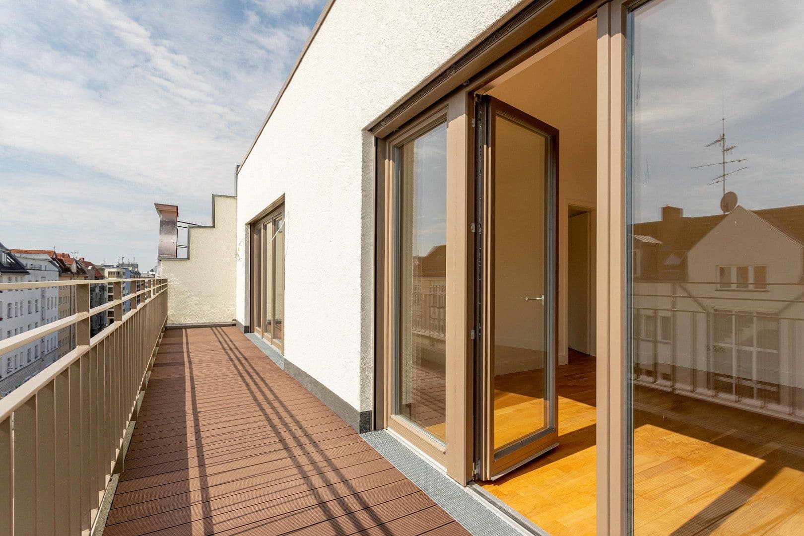 Predaj bytu 4-izbový 161 m², Hohenstaufenstraße 9, Berlin, Berlín Predaj bytu 4-izbový 161 m², Hohenstaufenstraße 9, Berlin, Berlín