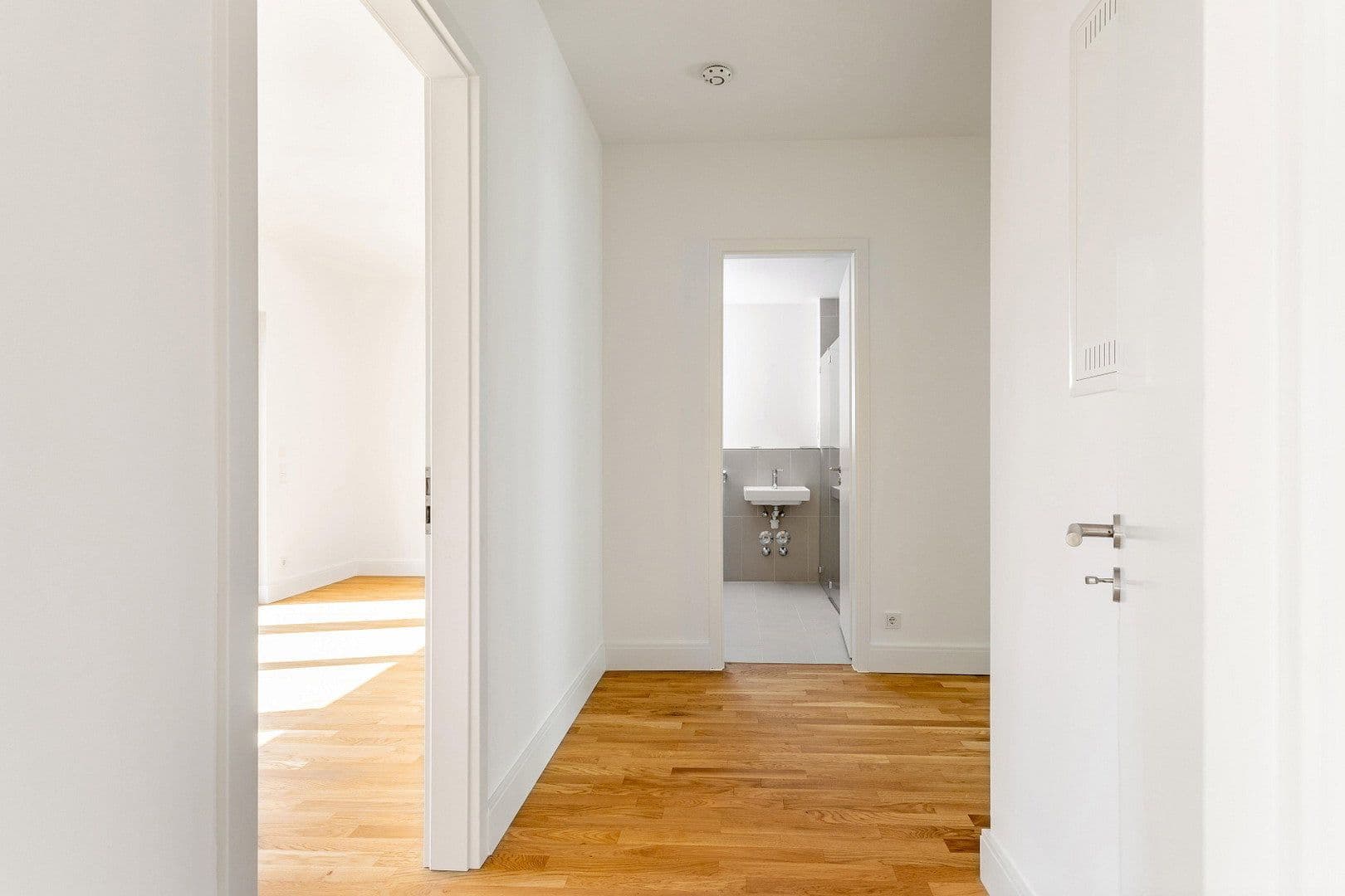 Predaj bytu 4-izbový 161 m², Hohenstaufenstraße 9, Berlin, Berlín Predaj bytu 4-izbový 161 m², Hohenstaufenstraße 9, Berlin, Berlín