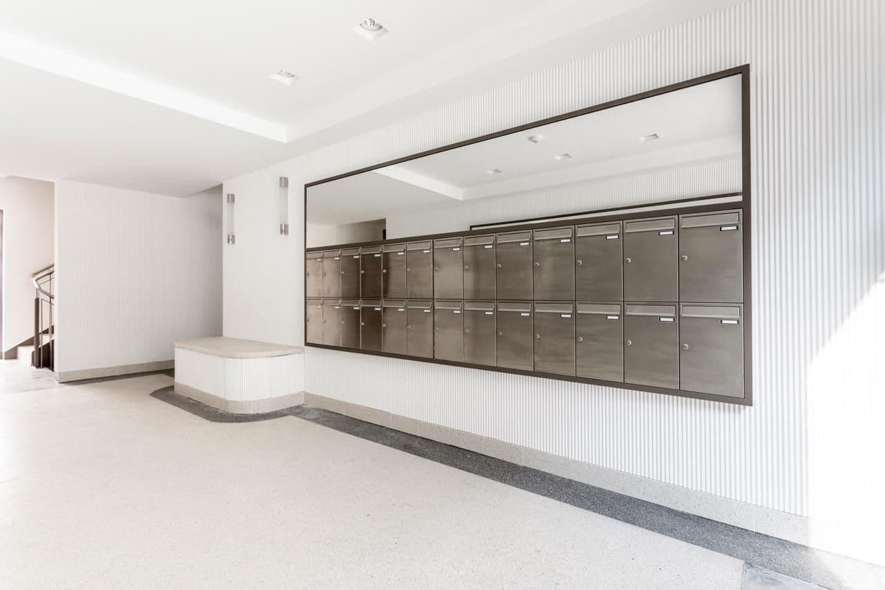 Predaj bytu 3-izbový 72 m², Hohenstaufenstraße 9, Berlin, Berlín Predaj bytu 3-izbový 72 m², Hohenstaufenstraße 9, Berlin, Berlín