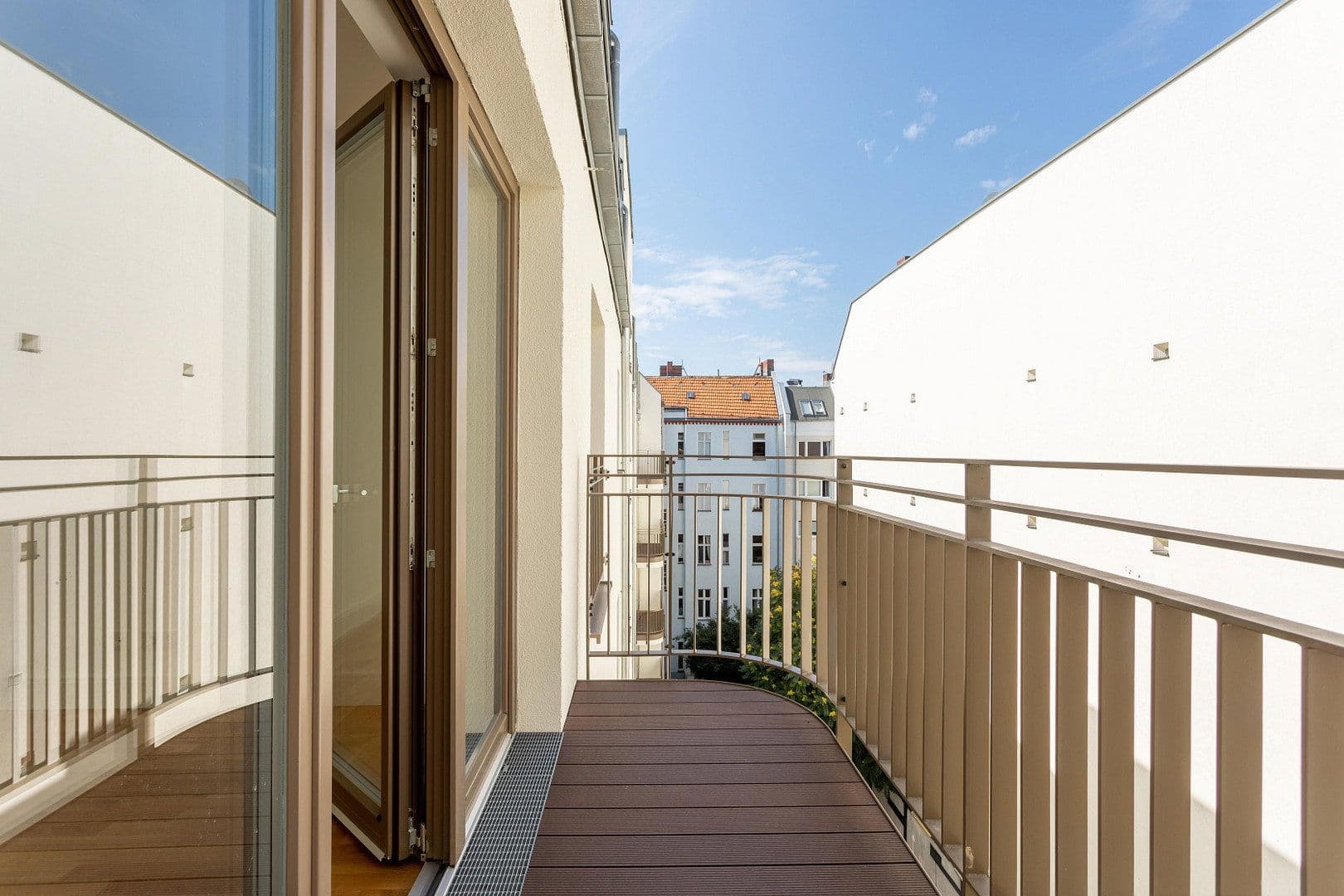 Predaj bytu 3-izbový 72 m², Hohenstaufenstraße 9, Berlin, Berlín Predaj bytu 3-izbový 72 m², Hohenstaufenstraße 9, Berlin, Berlín