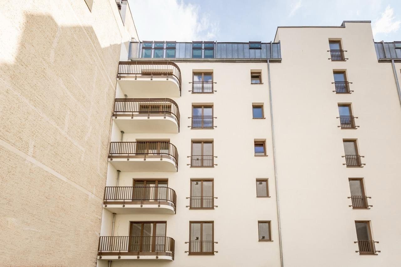 Predaj bytu 3-izbový 72 m², Hohenstaufenstraße 9, Berlin, Berlín Predaj bytu 3-izbový 72 m², Hohenstaufenstraße 9, Berlin, Berlín