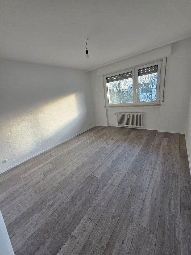 Prenájom bytu 2-izbový 60 m², Nordring 1, Frankfurt Bergen-Enkheim, Hesensko Prenájom bytu 2-izbový 60 m², Nordring 1, Frankfurt Bergen-Enkheim, Hesensko