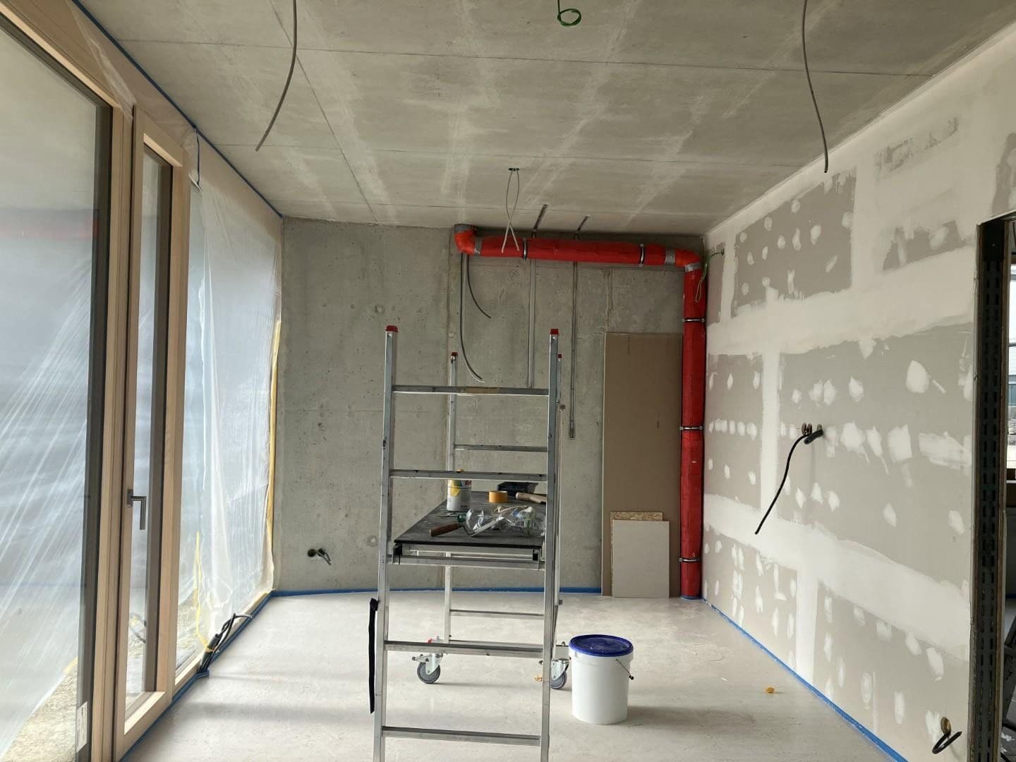 Prenájom nebytového priestoru 5.000 m², Göppingen, Bádensko-Wurttembersko Prenájom nebytového priestoru 5.000 m², Göppingen, Bádensko-Wurttembersko