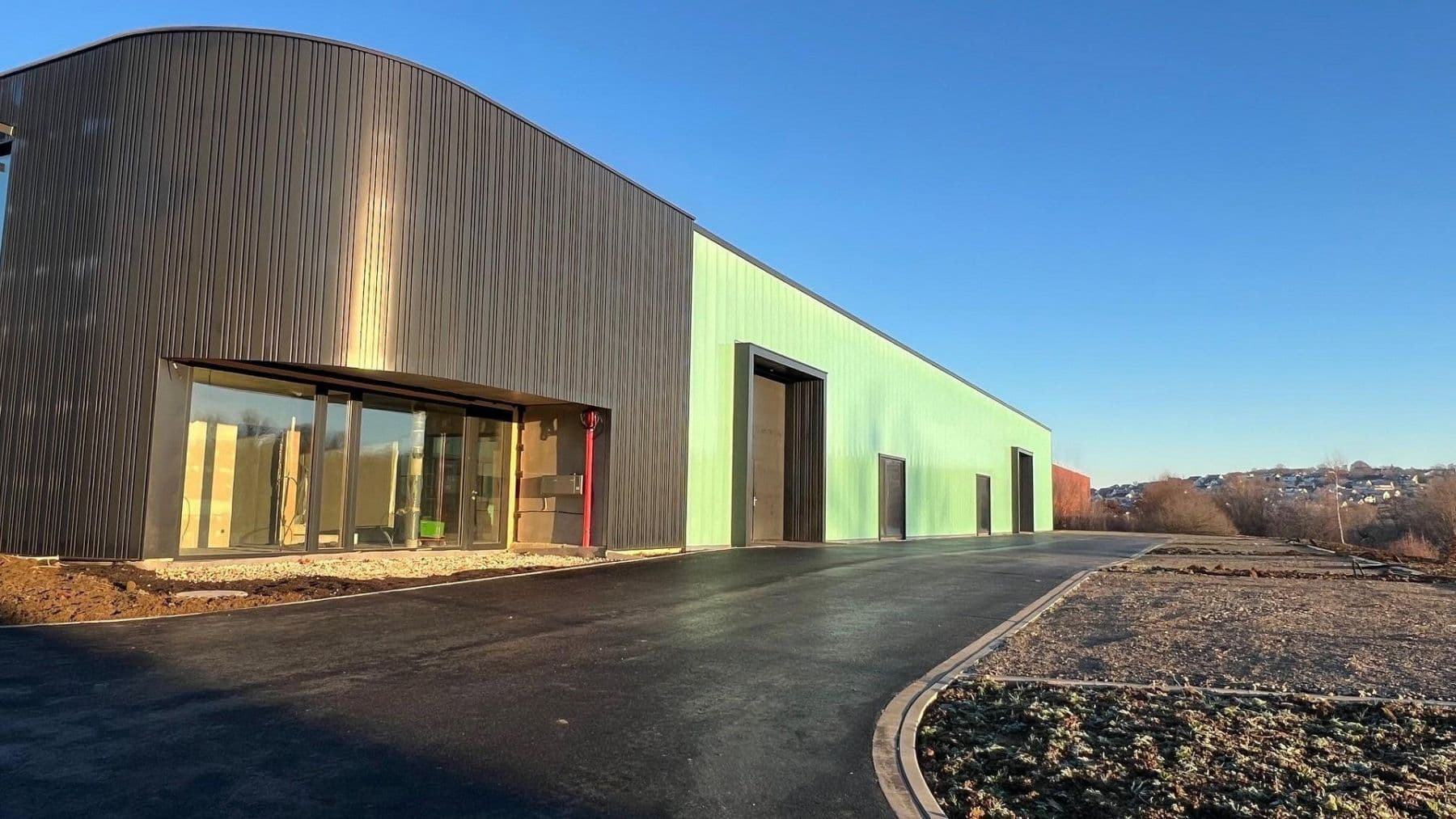 Prenájom nebytového priestoru 5.000 m², Göppingen, Bádensko-Wurttembersko Prenájom nebytového priestoru 5.000 m², Göppingen, Bádensko-Wurttembersko