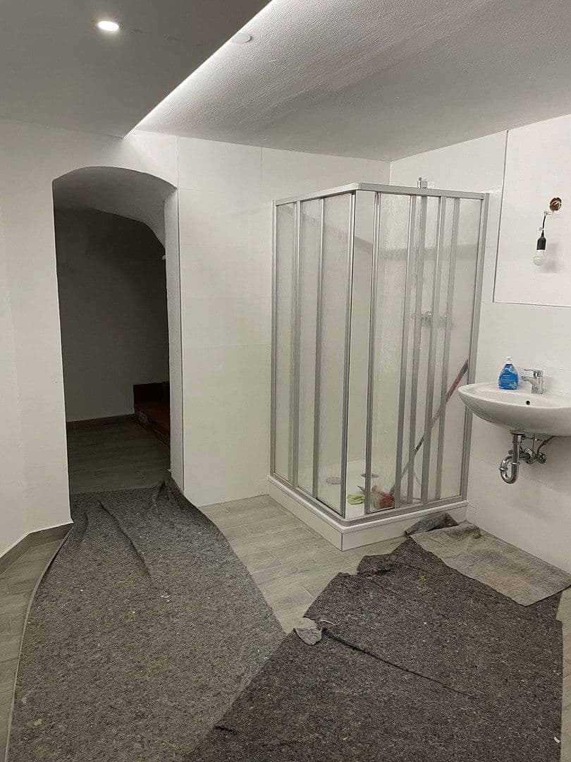 Prenájom domu 200 m², pozemek 400 m², Roßmäßlerstraße 34, Tharandt, Sasko Prenájom domu 200 m², pozemek 400 m², Roßmäßlerstraße 34, Tharandt, Sasko