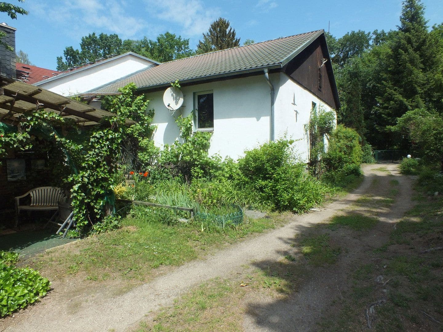 Predaj domu 104 m², pozemek 1.822 m², Milmersdorf, Brandenbursko Predaj domu 104 m², pozemek 1.822 m², Milmersdorf, Brandenbursko