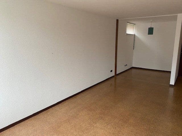 Prenájom bytu 1-izbový 50 m², Rathenausstraße 1, Wuppertal, Severné Porýnie - Westfálsko Prenájom bytu 1-izbový 50 m², Rathenausstraße 1, Wuppertal, Severné Porýnie - Westfálsko