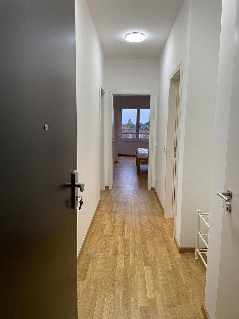 Prenájom bytu 2-izbový 58 m², Berlin, Berlín Prenájom bytu 2-izbový 58 m², Berlin, Berlín