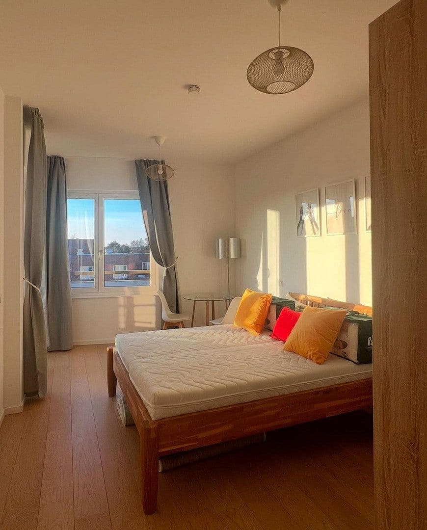 Prenájom bytu 2-izbový 58 m², Berlin, Berlín Prenájom bytu 2-izbový 58 m², Berlin, Berlín