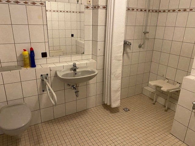 Prenájom bytu 1-izbový 26 m², Rathenaustraße 1 - (E3+E4+E10), Wuppertal, Severné Porýnie - Westfálsko Prenájom bytu 1-izbový 26 m², Rathenaustraße 1 - (E3+E4+E10), Wuppertal, Severné Porýnie - Westfálsko