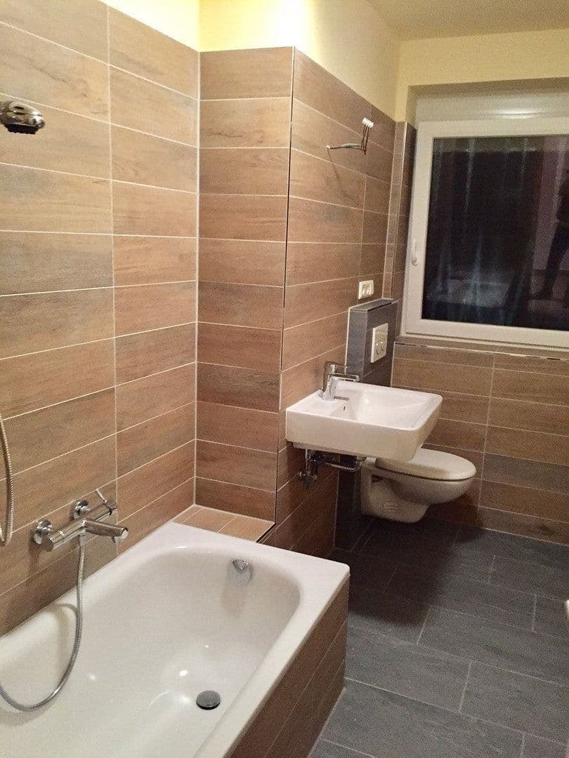 Prenájom bytu 2-izbový 57 m², Am Schwalbenschwanz 75, Frankfurt, Hesensko Prenájom bytu 2-izbový 57 m², Am Schwalbenschwanz 75, Frankfurt, Hesensko