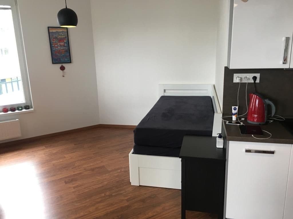Prenájom bytu 1-izbový 34 m², Počernická, Praha, Praha Prenájom bytu 1-izbový 34 m², Počernická, Praha, Praha