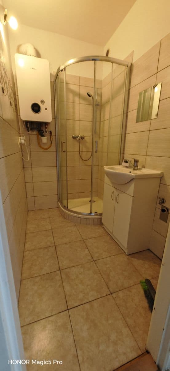 Predaj bytu 3-izbový 76 m², Bratrušovská, Šumperk, Olomoucký kraj Predaj bytu 3-izbový 76 m², Bratrušovská, Šumperk, Olomoucký kraj