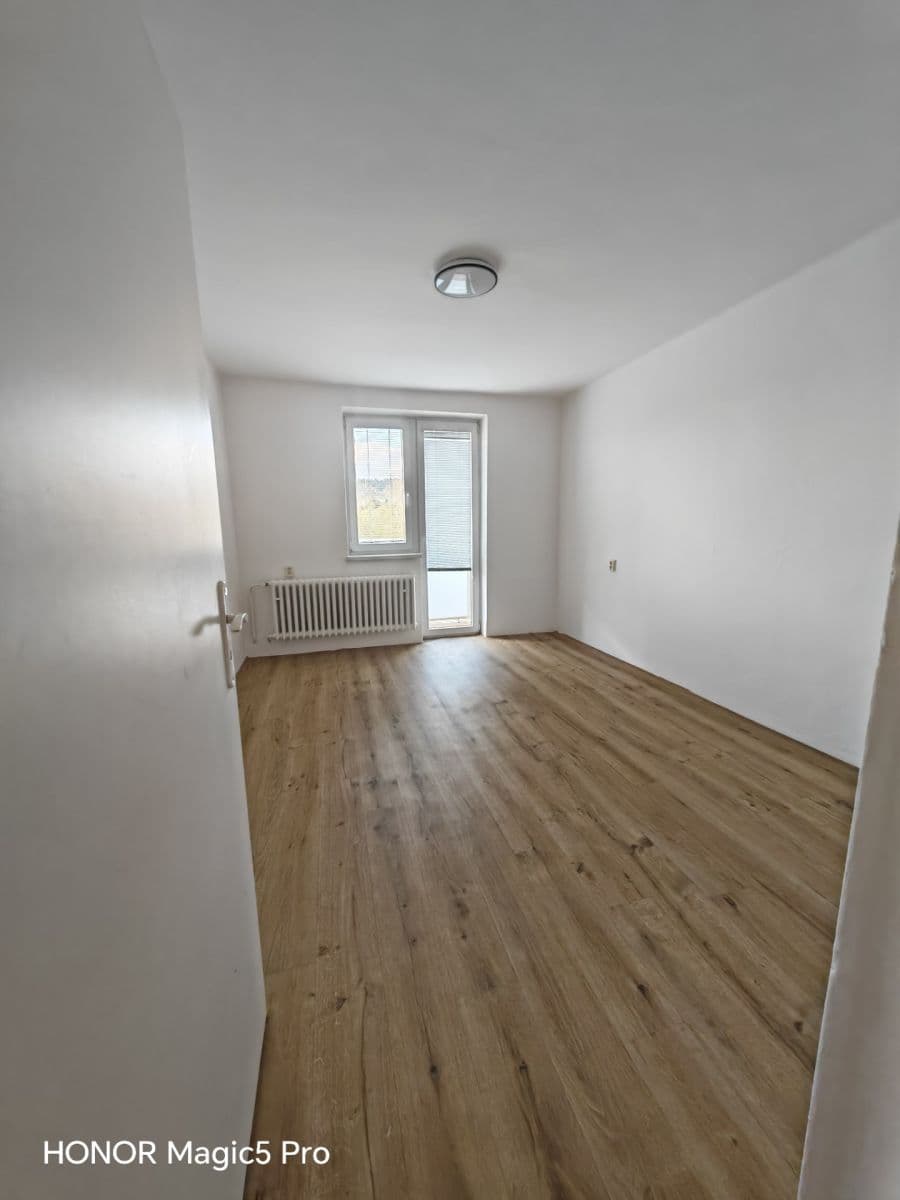 Predaj bytu 3-izbový 76 m², Bratrušovská, Šumperk, Olomoucký kraj Predaj bytu 3-izbový 76 m², Bratrušovská, Šumperk, Olomoucký kraj