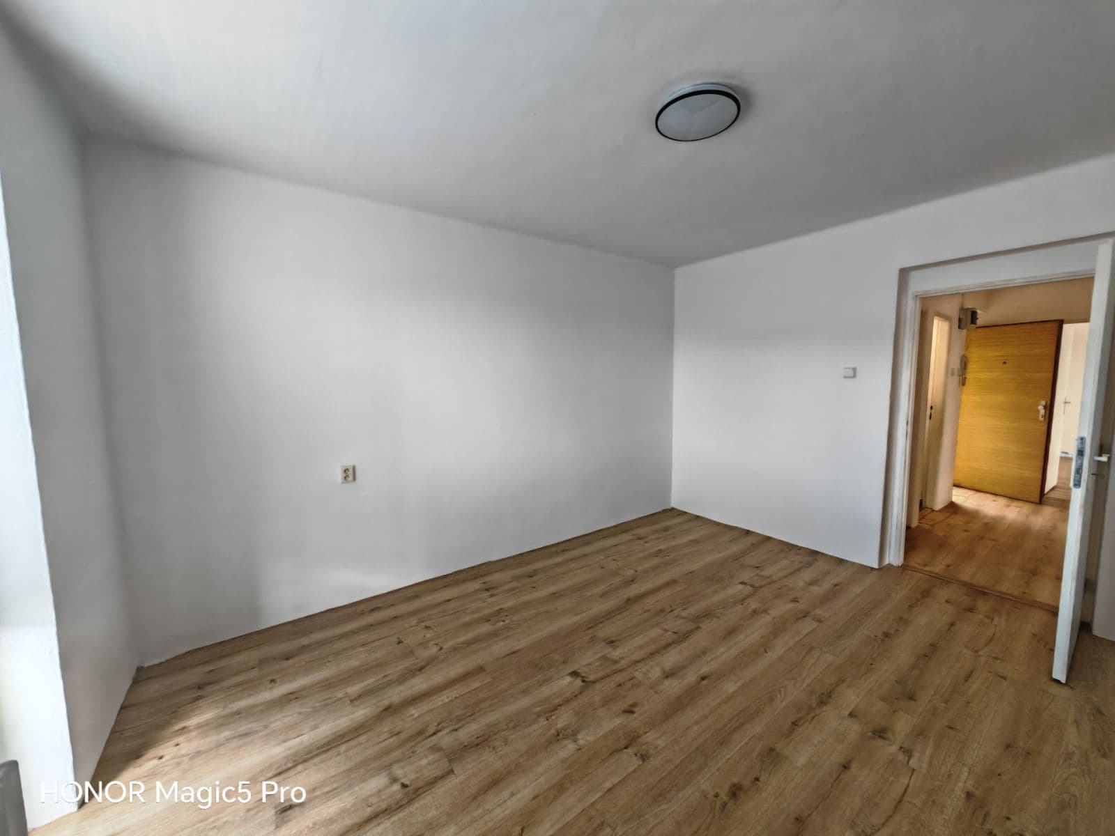 Predaj bytu 3-izbový 76 m², Bratrušovská, Šumperk, Olomoucký kraj Predaj bytu 3-izbový 76 m², Bratrušovská, Šumperk, Olomoucký kraj