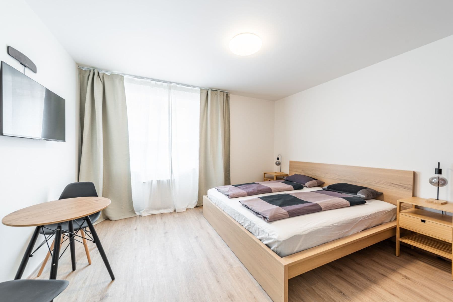 Prenájom bytu 1-izbový 25 m², Jana Masaryka, Praha, Praha Prenájom bytu 1-izbový 25 m², Jana Masaryka, Praha, Praha