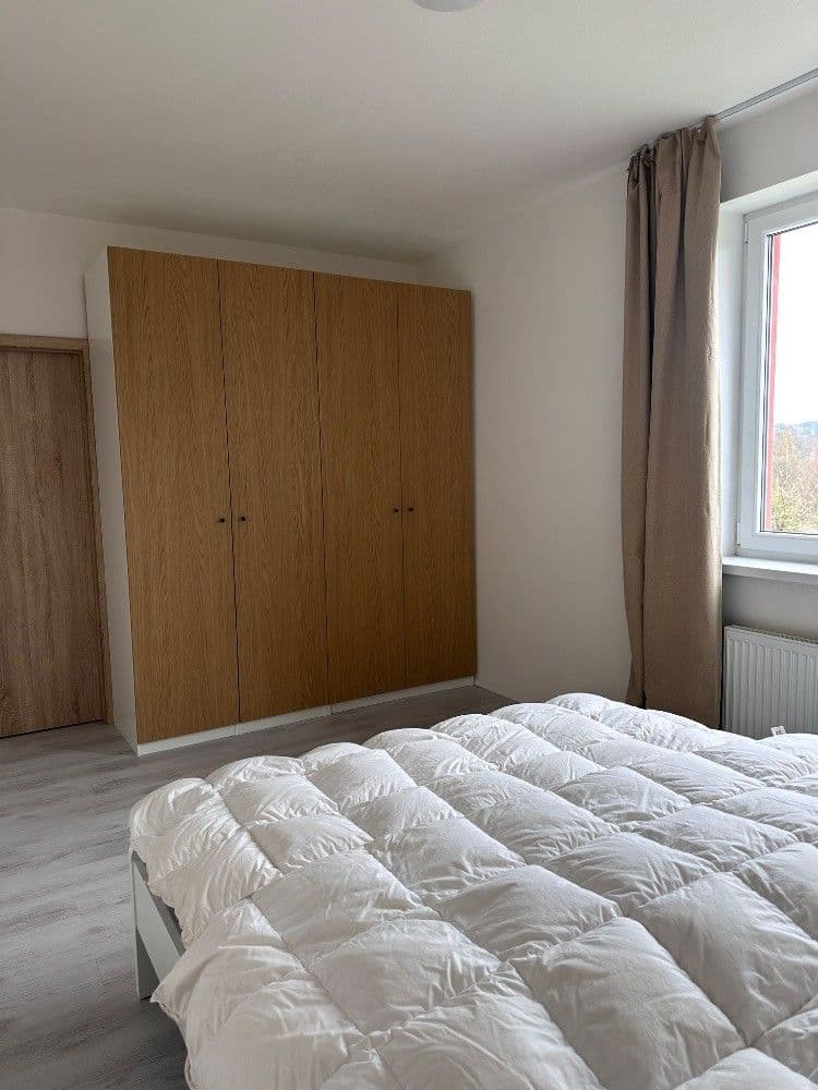 Prenájom bytu 1-izbový 39 m², Nová Role, Karlovarský kraj Prenájom bytu 1-izbový 39 m², Nová Role, Karlovarský kraj