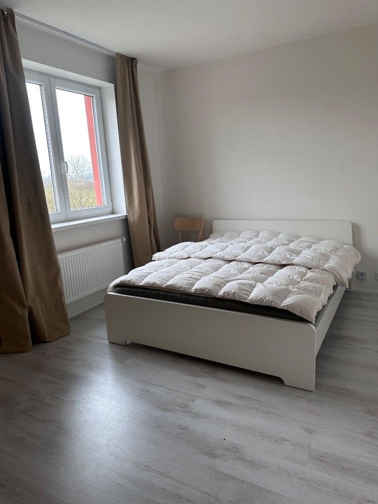 Prenájom bytu 1-izbový 39 m², Nová Role, Karlovarský kraj Prenájom bytu 1-izbový 39 m², Nová Role, Karlovarský kraj