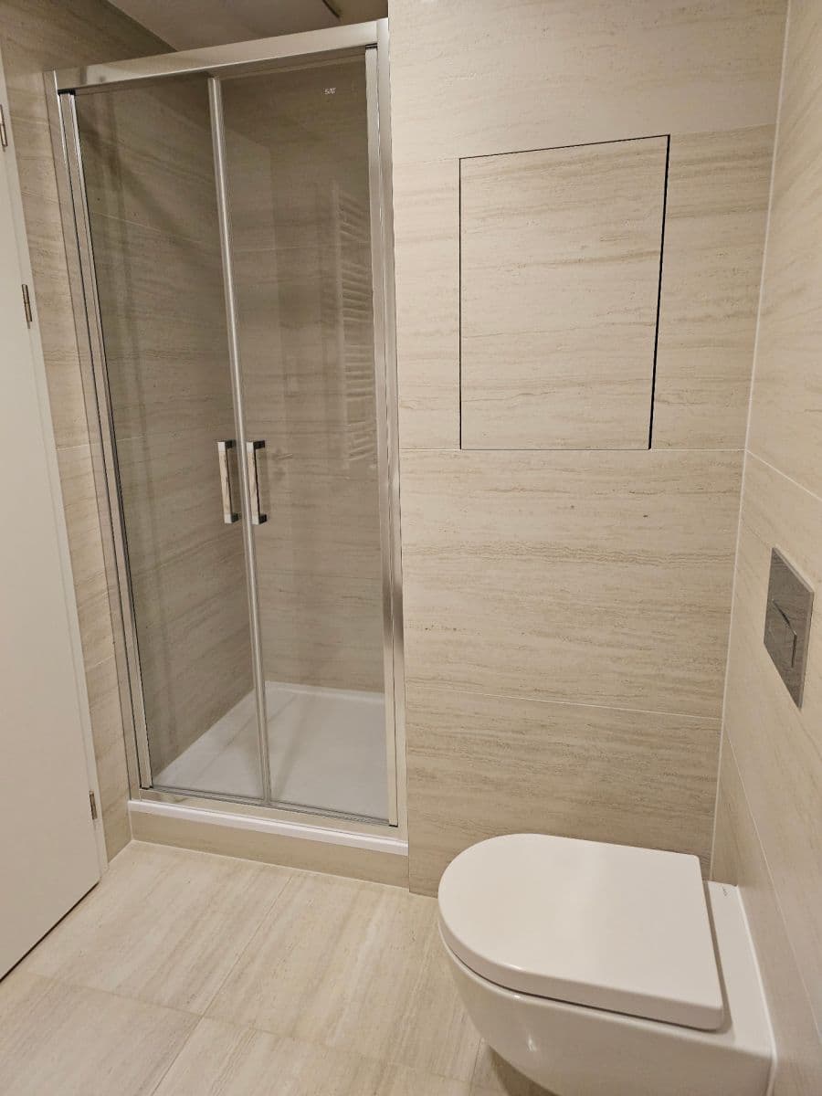 Prenájom bytu 2-izbový 50 m², Poděbradská, Praha, Praha Prenájom bytu 2-izbový 50 m², Poděbradská, Praha, Praha