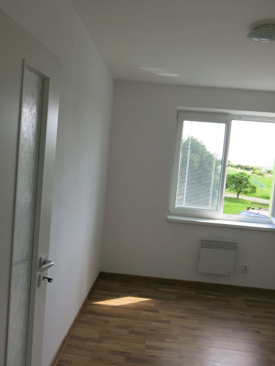 Prenájom bytu 2-izbový 44 m², Sportovní, Zbýšov, Jihomoravský kraj Prenájom bytu 2-izbový 44 m², Sportovní, Zbýšov, Jihomoravský kraj