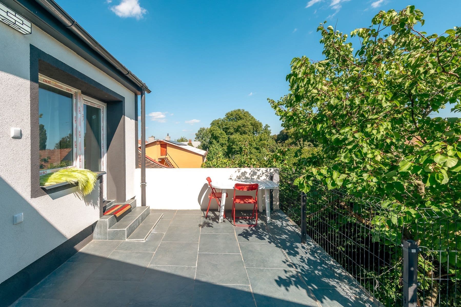 Prenájom bytu 3-izbový 62 m², Ke Kněžihorce, Kojetice, Středočeský kraj Prenájom bytu 3-izbový 62 m², Ke Kněžihorce, Kojetice, Středočeský kraj