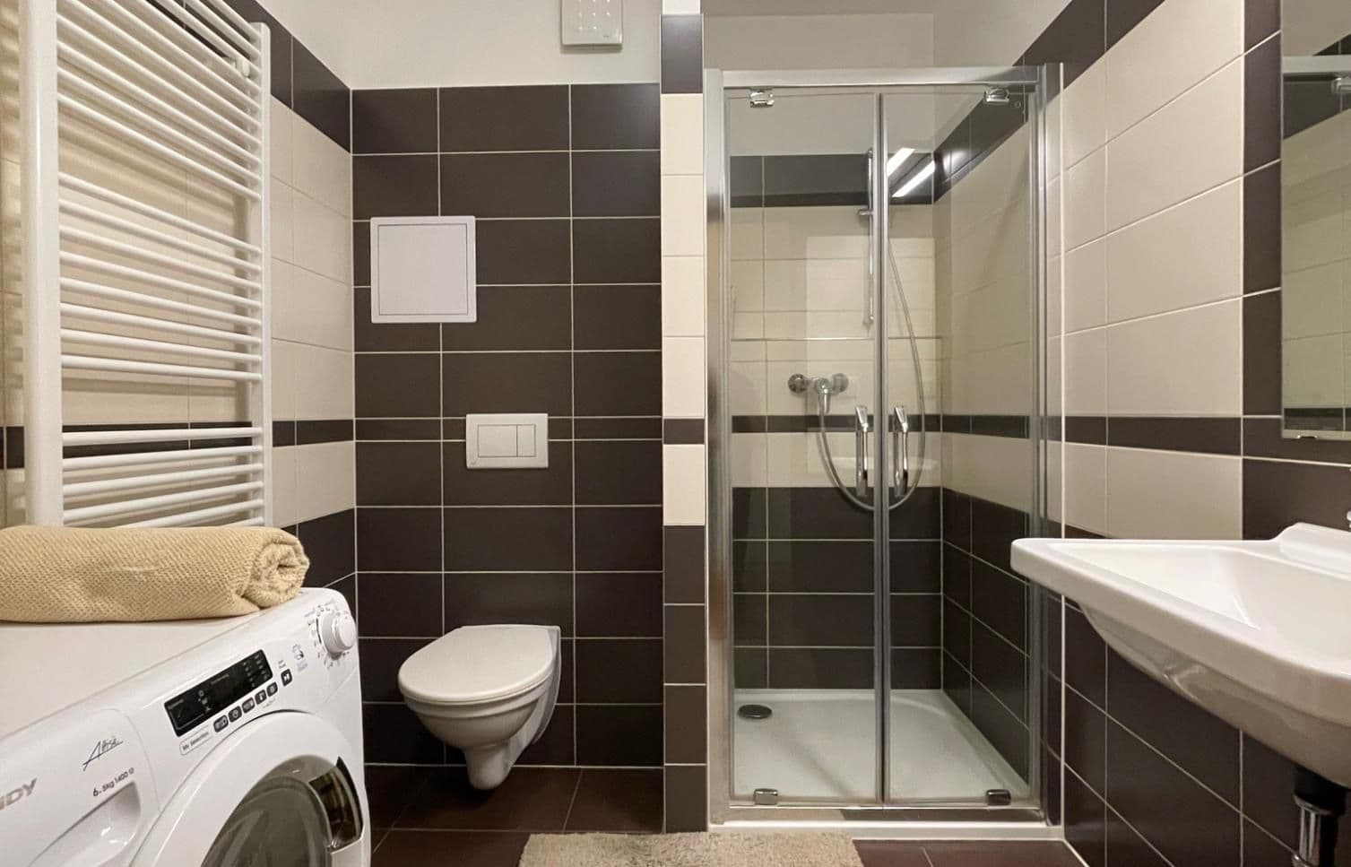 Prenájom bytu 1-izbový 30 m², Rudolfa Holeky, Praha, Praha Prenájom bytu 1-izbový 30 m², Rudolfa Holeky, Praha, Praha