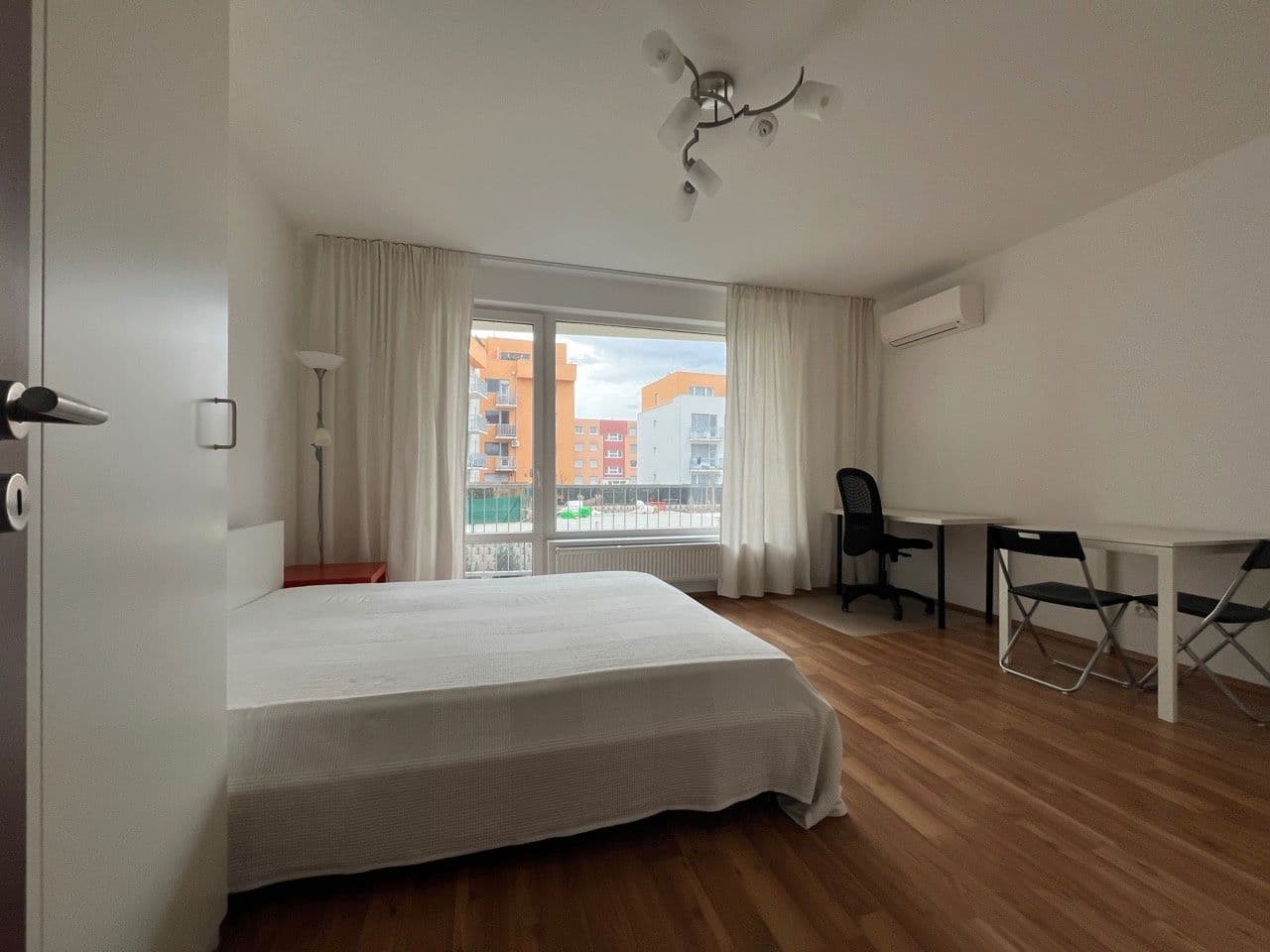 Prenájom bytu 1-izbový 30 m², Rudolfa Holeky, Praha, Praha Prenájom bytu 1-izbový 30 m², Rudolfa Holeky, Praha, Praha