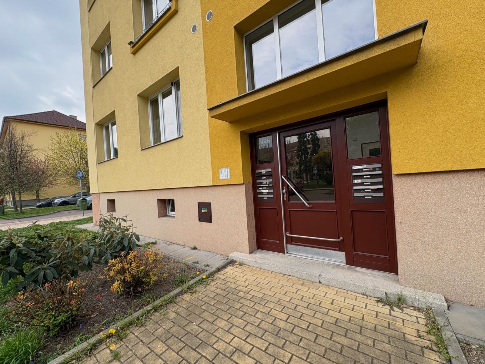 Predaj bytu 3-izbový 77 m², Benešovo náměstí, Pardubice, Pardubický kraj Predaj bytu 3-izbový 77 m², Benešovo náměstí, Pardubice, Pardubický kraj