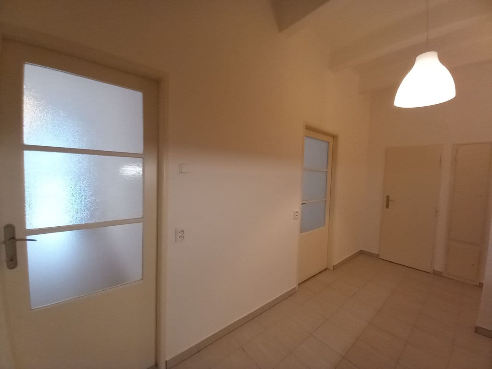 Prenájom bytu 2-izbový 51 m², Dělnická, Praha, Praha Prenájom bytu 2-izbový 51 m², Dělnická, Praha, Praha