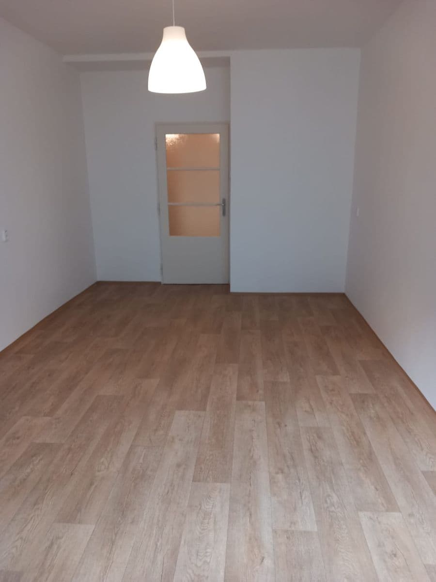 Prenájom bytu 2-izbový 51 m², Dělnická, Praha, Praha Prenájom bytu 2-izbový 51 m², Dělnická, Praha, Praha