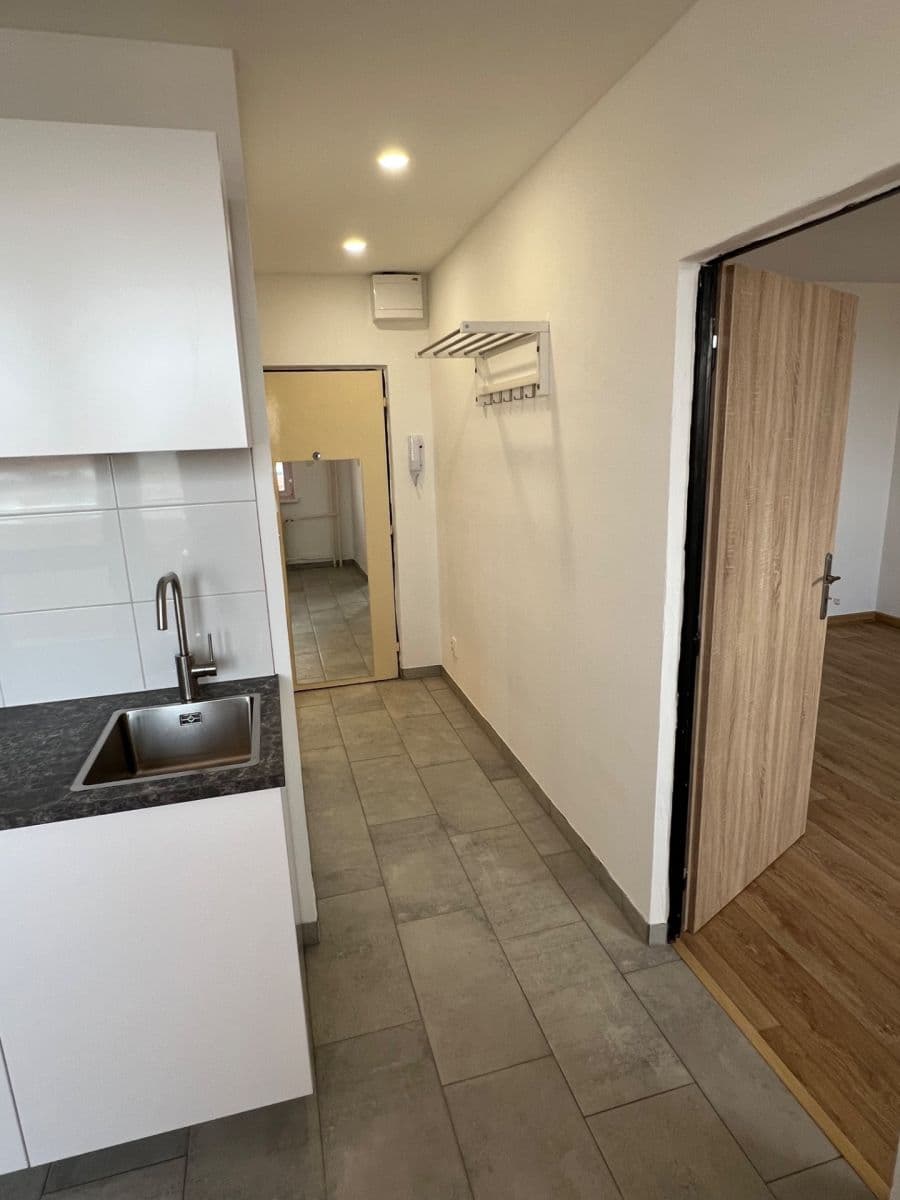 Predaj bytu 1-izbový 32 m², Hranická, Lipník nad Bečvou, Olomoucký kraj Predaj bytu 1-izbový 32 m², Hranická, Lipník nad Bečvou, Olomoucký kraj