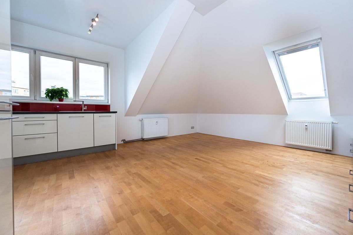 Predaj bytu 2-izbový 62 m², Bělocerkevská, Praha, Praha Predaj bytu 2-izbový 62 m², Bělocerkevská, Praha, Praha