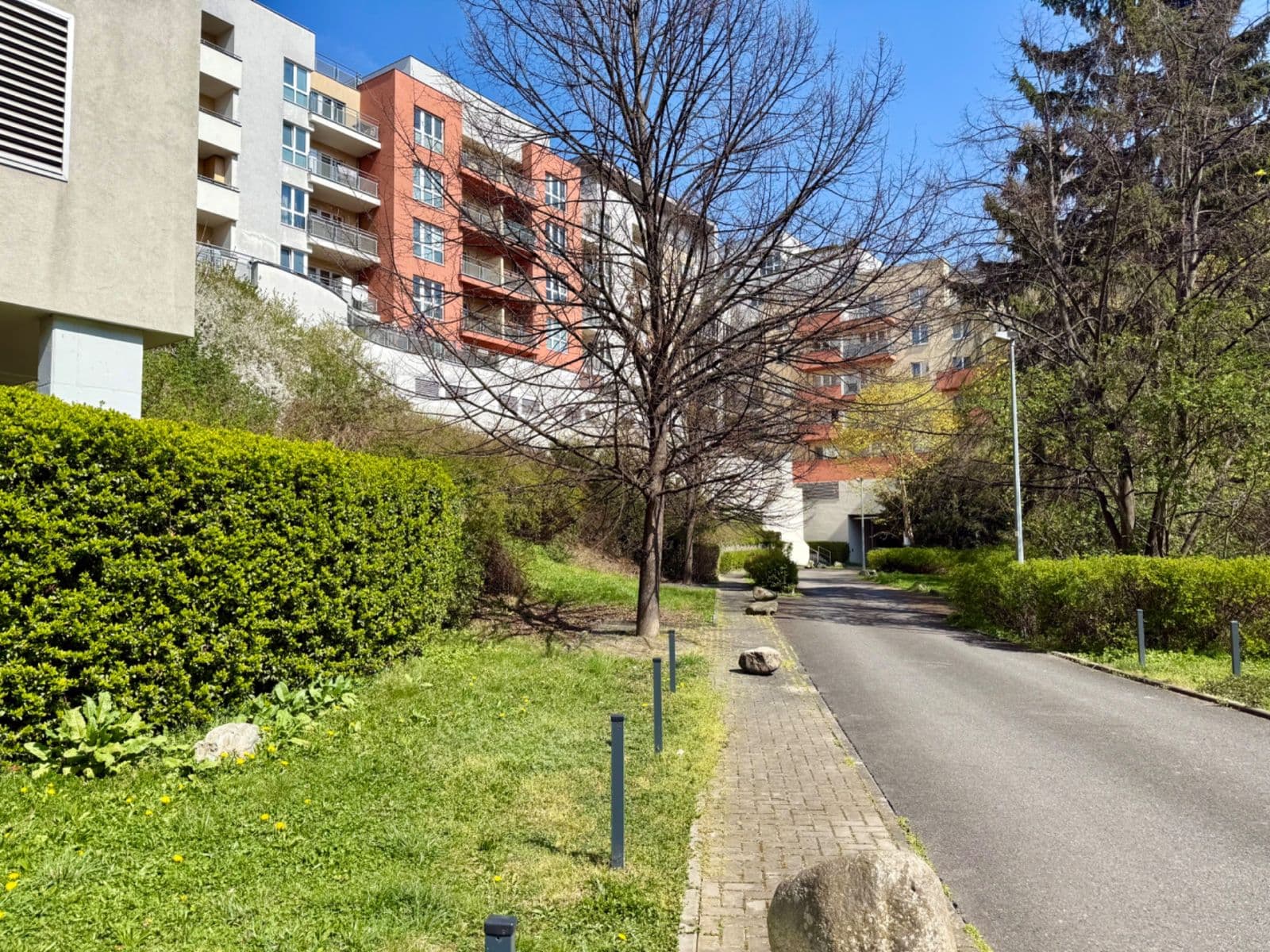 Prenájom bytu 1-izbový 30 m², Plzeňská, Praha, Praha Prenájom bytu 1-izbový 30 m², Plzeňská, Praha, Praha