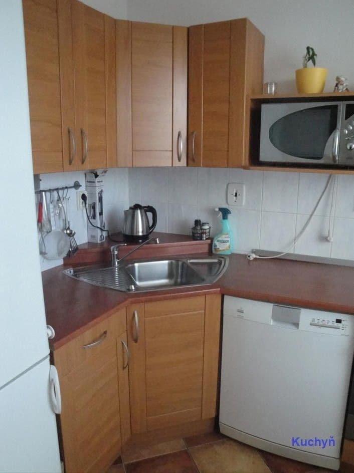 Prenájom bytu 1-izbový 36 m², Čechova, Poděbrady, Středočeský kraj Prenájom bytu 1-izbový 36 m², Čechova, Poděbrady, Středočeský kraj