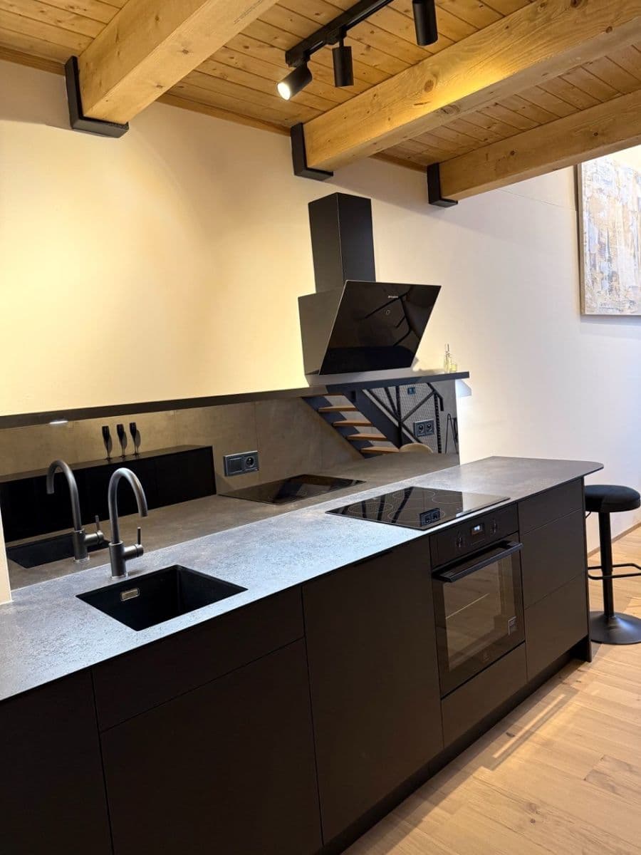 Predaj bytu 2-izbový 53 m², Kolbenova, Praha, Praha Predaj bytu 2-izbový 53 m², Kolbenova, Praha, Praha