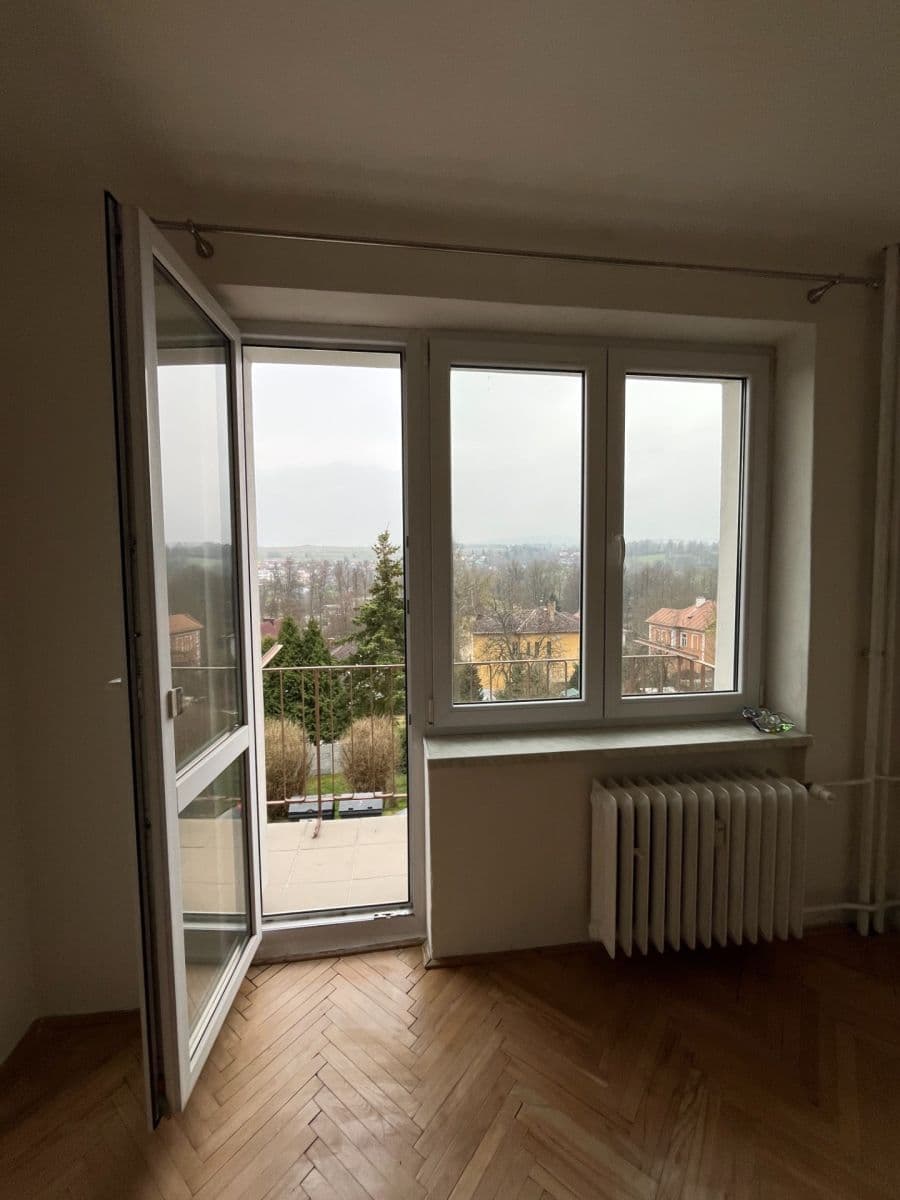 Prenájom bytu 3-izbový 62 m², Pod Svahem, Tachov, Plzeňský kraj Prenájom bytu 3-izbový 62 m², Pod Svahem, Tachov, Plzeňský kraj